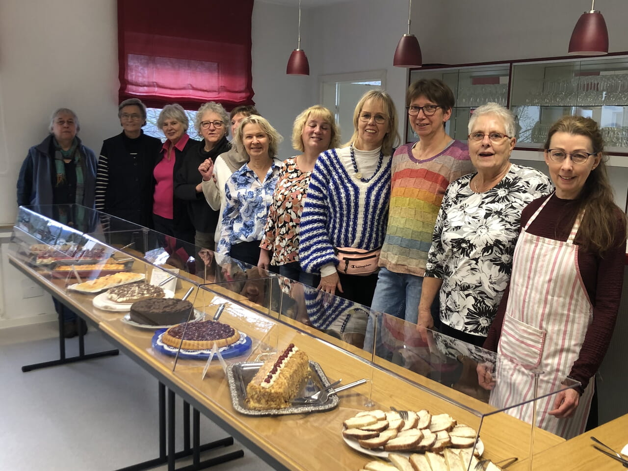 Café Warm und Schön: Hier engagieren sich rund zehn Frauen.